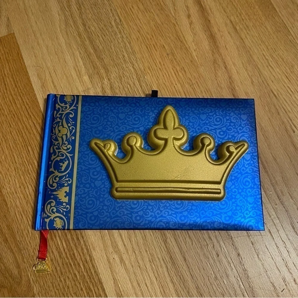 Disney Cruise Line Plush Picture Signature Autograph Book Gold Blue Princess